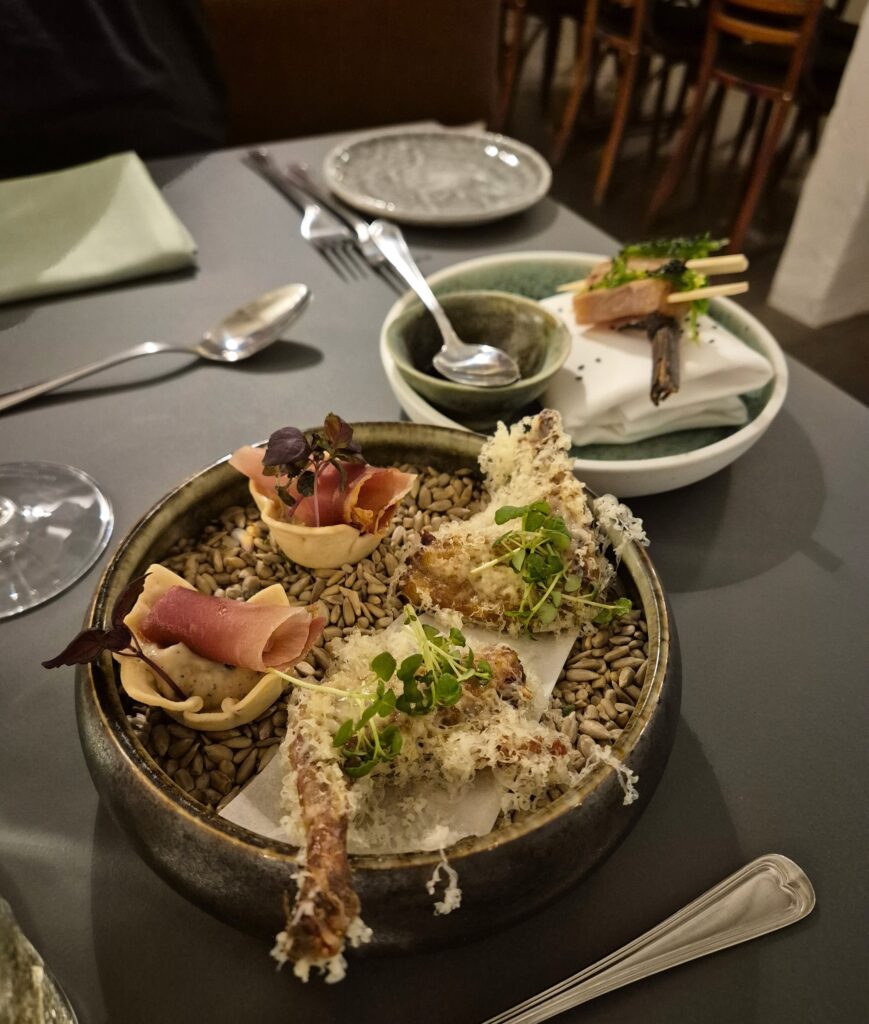 Gourmet Glamping - Restaurant Raalingen i Hou - Glamping Skovgaardsminde